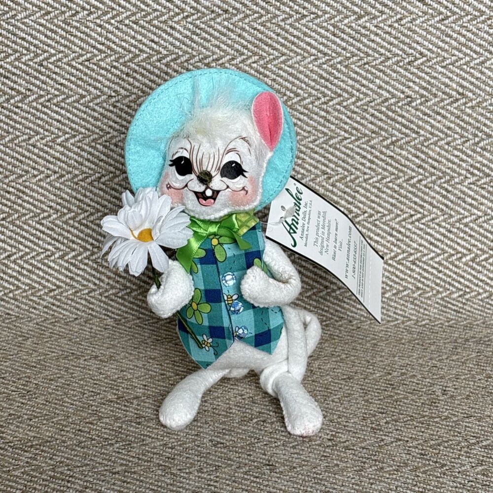 Annalee 2008 10” Spring Boy Mouse in‎ Blue Plaid Vest Hat w/Daisy Easter Doll